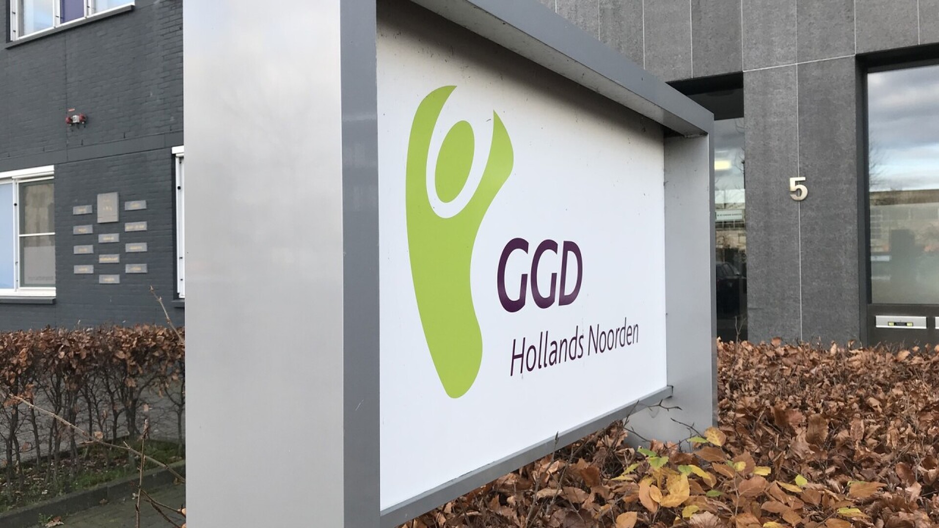 Foto: bord ggd hollands midden.jpg